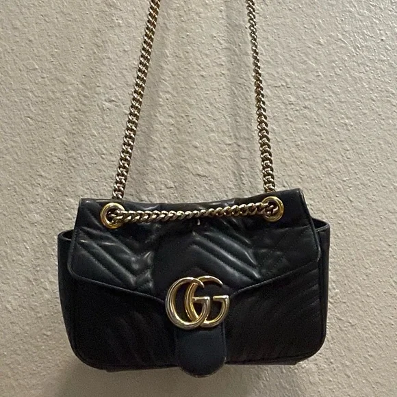 Gucci Marmont Small Shoulder Bag - Picture 2 of 6